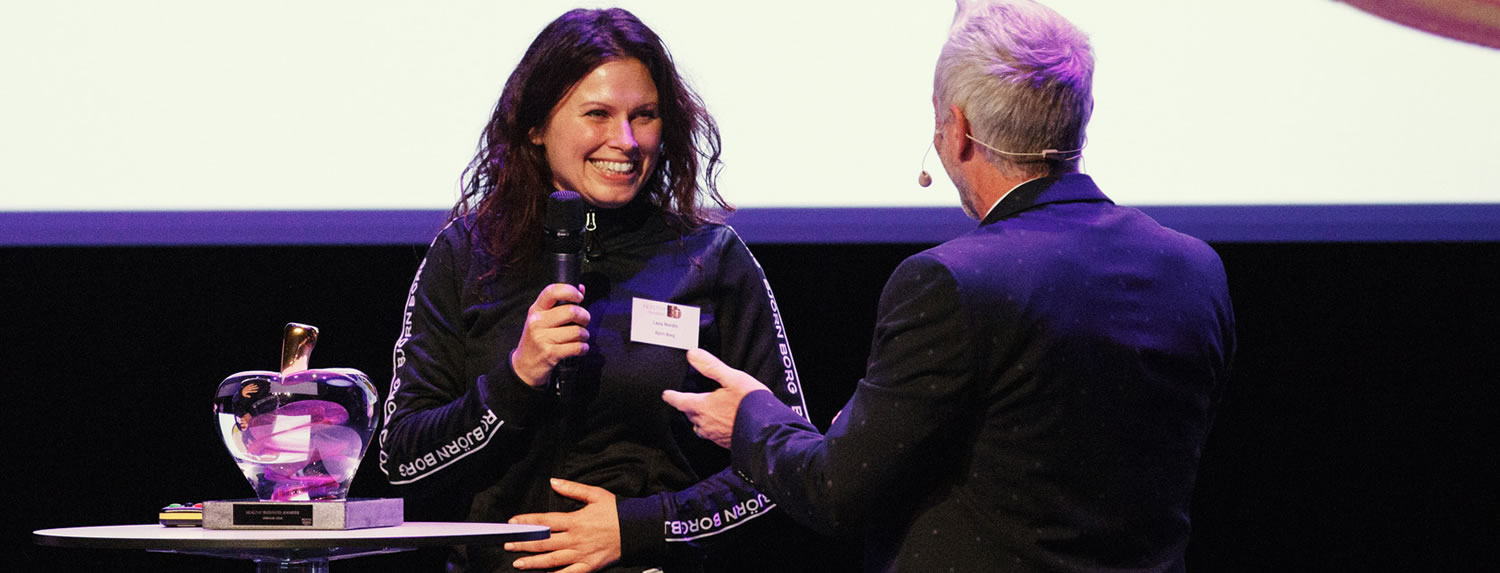 Björn Borg HR Director Lena Nordin accepting the award